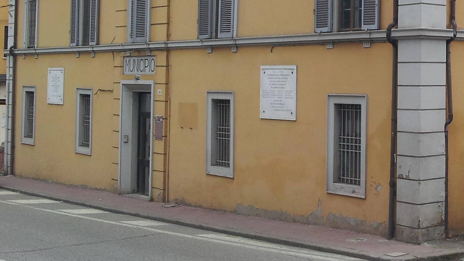 Nell’ex municipio gli alloggi per i carabinieri