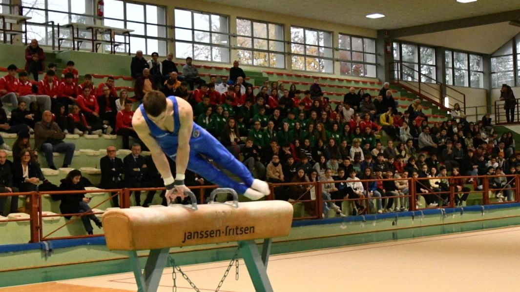 I vertici sportivi italiani e della Federginnastica, con il presidente mondiale Watanabe, hanno omaggiato il ricordo del dirigente forlivese. La famiglia annuncia una Fondazione.