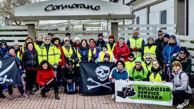 Due tonnellate di rifiuti è il bottino raccolto dalla quarantina di volontari dei Buldozzer Service e di Volano Borgo Antico...