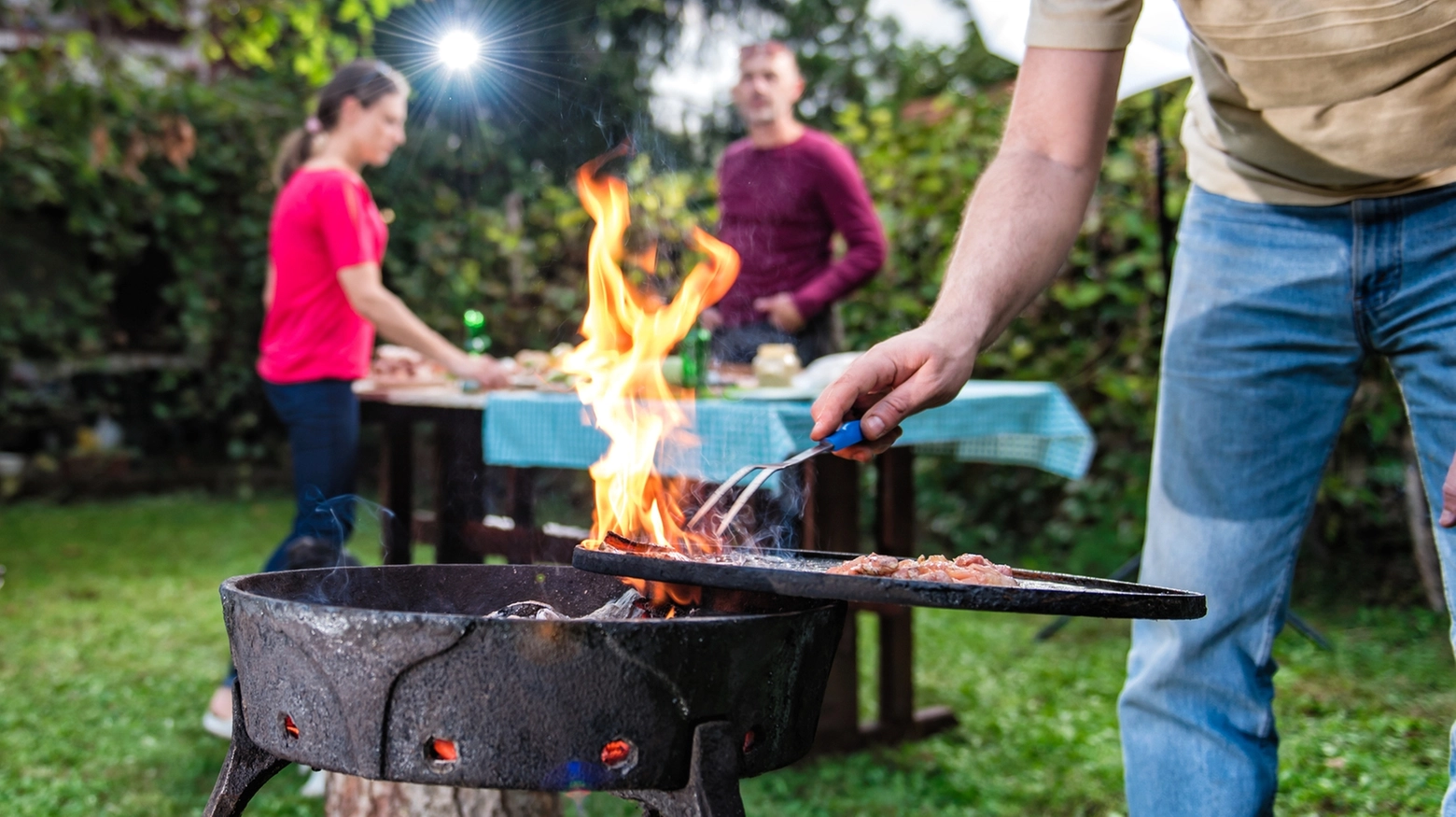 Litigio e aggressione per il barbecue an Ancona