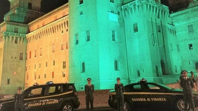 Il Castello giallo-verde. Omaggio alla Finanza