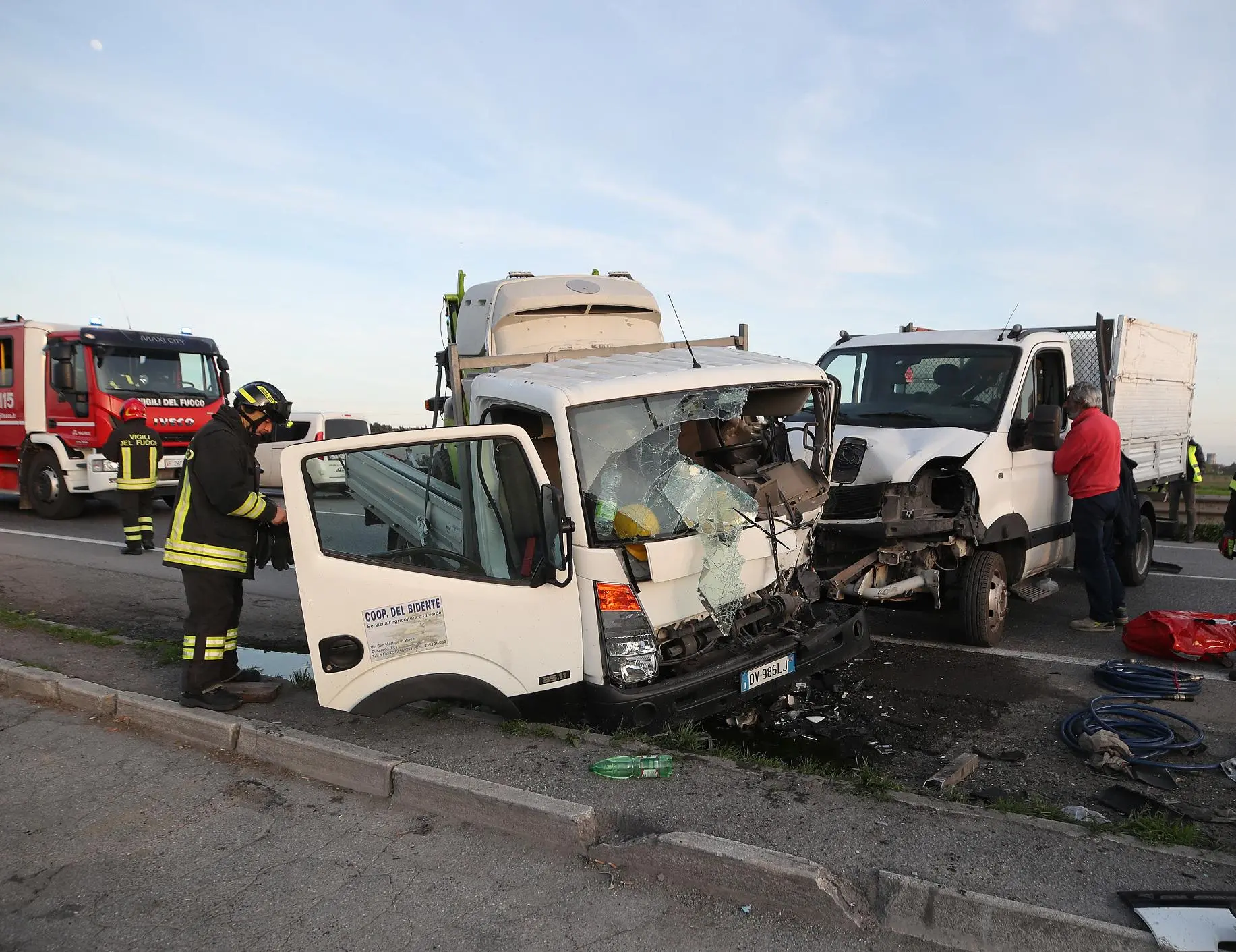 Scontro Tra Tre Mezzi Sulla Romea Dir. Due Feriti Trasportati In Ospedale