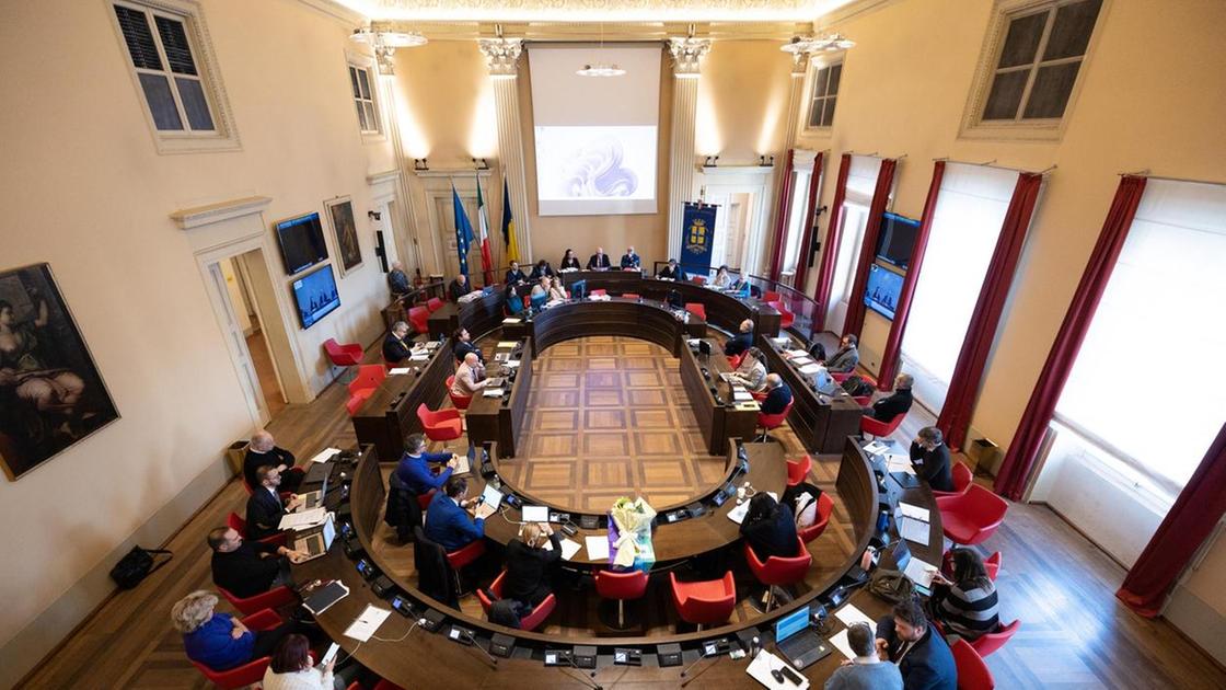 Bilancio, la Fesica Confsal: "Inaccettabile l’aumento delle addizionali Irpef"