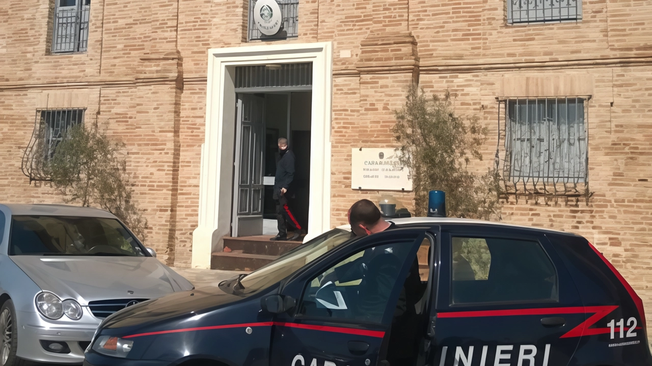 I carabinieri di Osimo hanno individuato la banda che da Cerignola operava tra Castelfidardo e l’Abruzzo: obbligo di dimora per due .