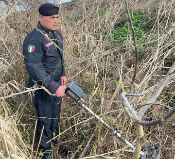 Mitragliette dei carabinieri rubate, c’è un fermo: la svolta dopo una perquisizione