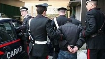 La vittima aveva chiesto aiuto al barista di turno, che aveva subito allertato i militari dell’Arma