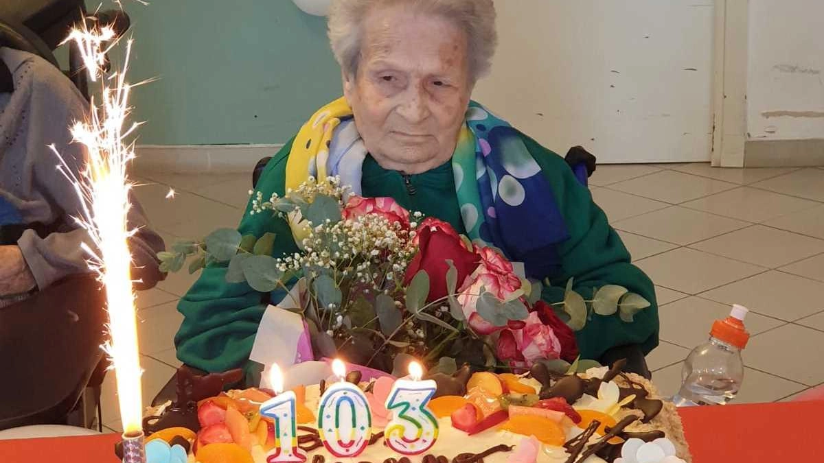 Urbisaglia festeggia i 103 anni di una super nonna. Si tratta di Guida Tiberi, urbisalviense doc che lunedì, circondata dall’amore...