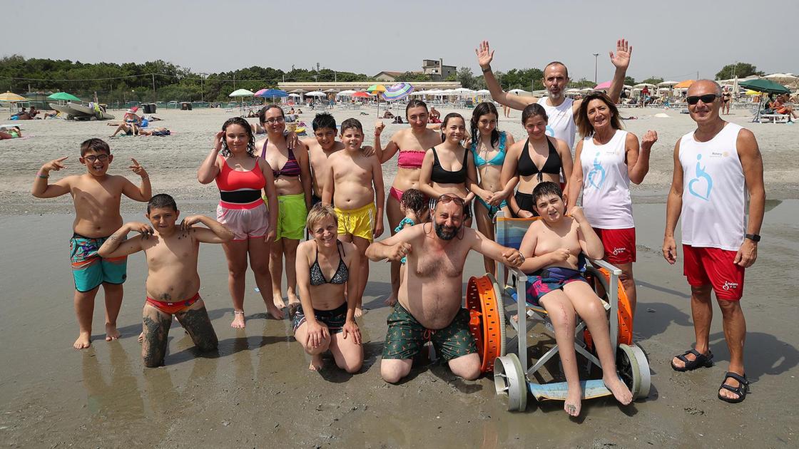 La spiaggia senza barriere: "Che gioia accogliere gli ospiti"