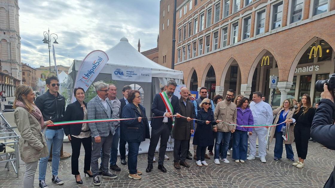 Le idee fanno impresa: "Valori e resilienza, ecco il mondo Cna riunito in piazza"