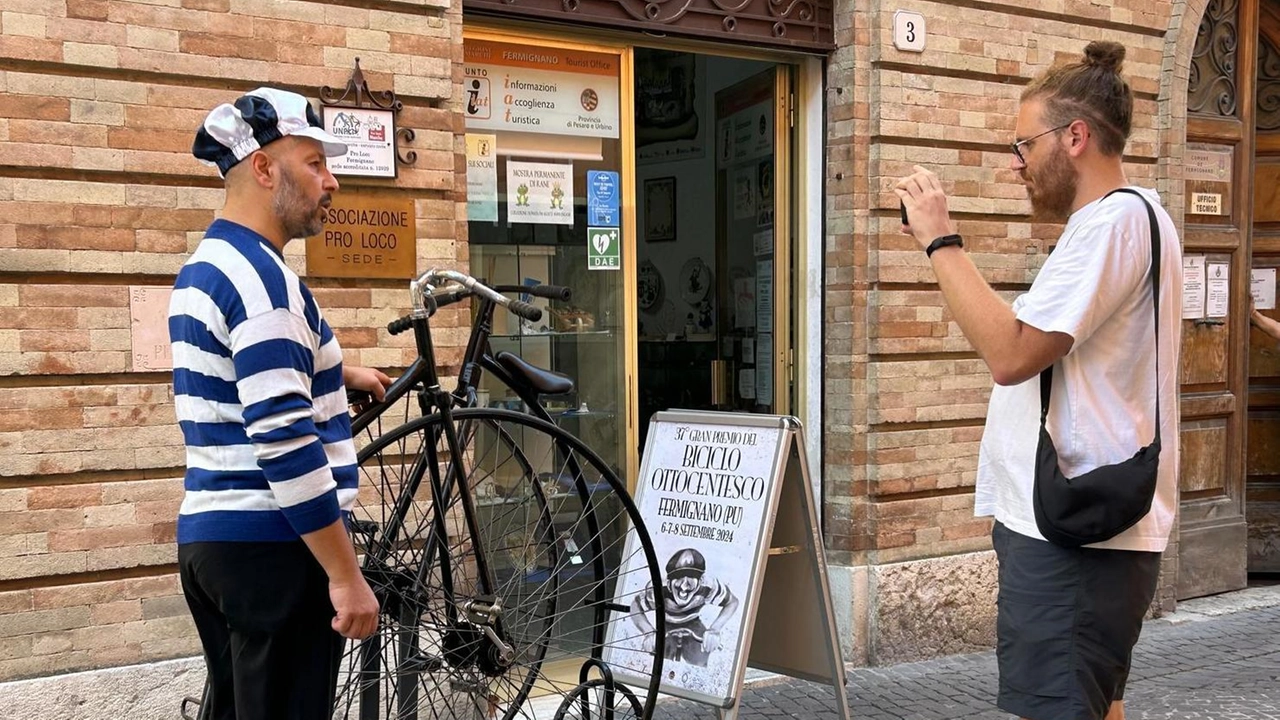 Biciclo ottocentesco e costumi tradizionali: fermignano si prepara a riaccoglierli