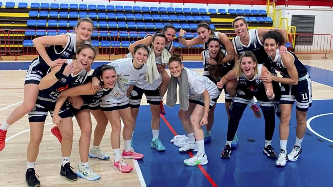 Basket femminile B, la Fse Progetti ha vinto con 29 punti di scarto (51-80), ora è a quota 10 in classifica: bottino che vale la terza piazza in coabitazione.