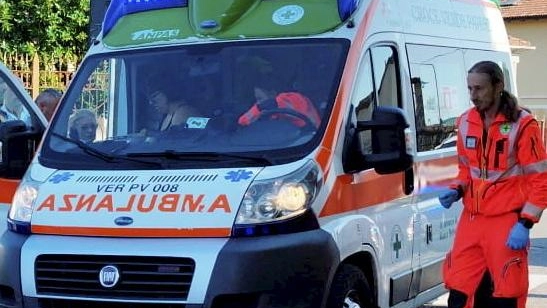 Sfratto a Pesaro, anche un’ambulanza sul posto (foto archivio)