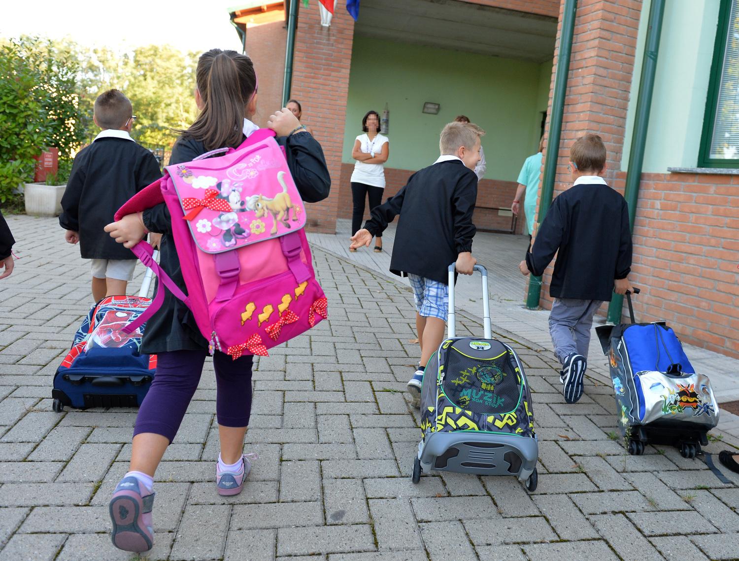 Iscrizioni scuole di Bologna, cambiano le date: quando apre il bando