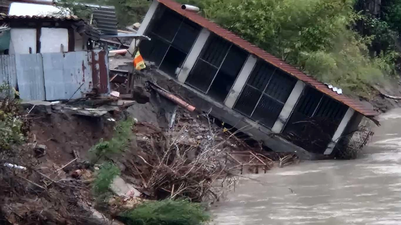 Struttura a rischio crollo nel Sillaro