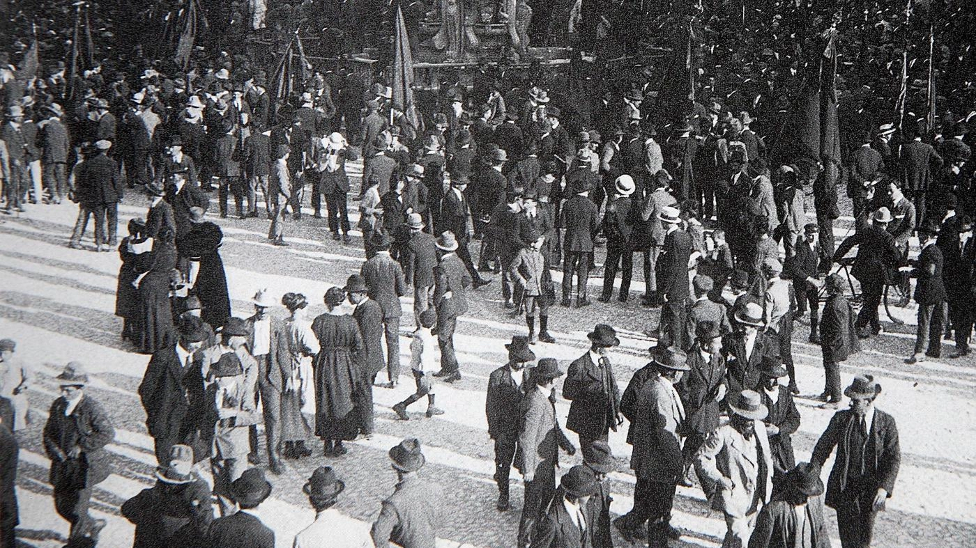 I giorni tumultuosi della ‘Settimana rossa’ nel giugno 1914 e il voltafaccia di Mussolini.