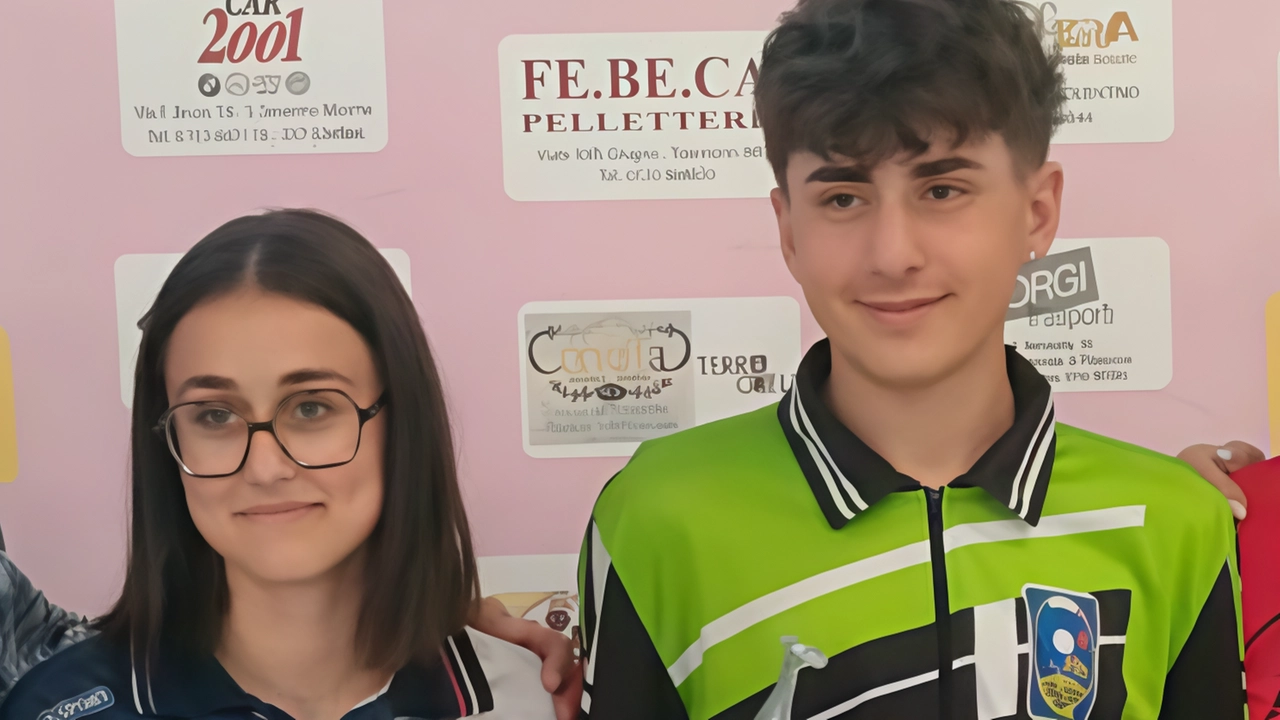 Tommaso Biagioli e Sofia Pistolesi vincono il Trofeo Cenerentola a Tolentino, battendo Vanila Tulli e Moreno Capponi. Biagioli si era già distinto al trofeo Balcone delle Marche a Cingoli.