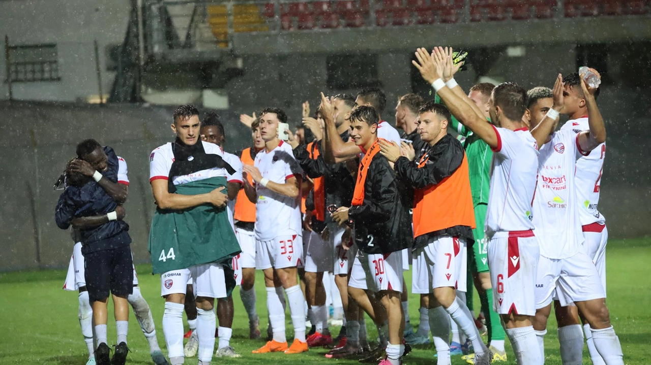 Per mister Cristian Serpini e il suo Carpi è la prima vittoria in C. "Siamo molto contenti -spiega - che...