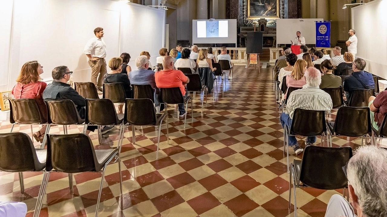 Solidarte, l’asta benefica di quadri organizzata a giugno dal Rotary Club di Fano, ha raccolto 2900 euro. Nell’ex chiesa del...