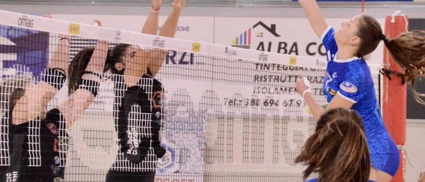 Volley B1 femminile. Lasersoft Riccione, è tempo di derby. Trasferta a Ravenna per ritrovare continuità