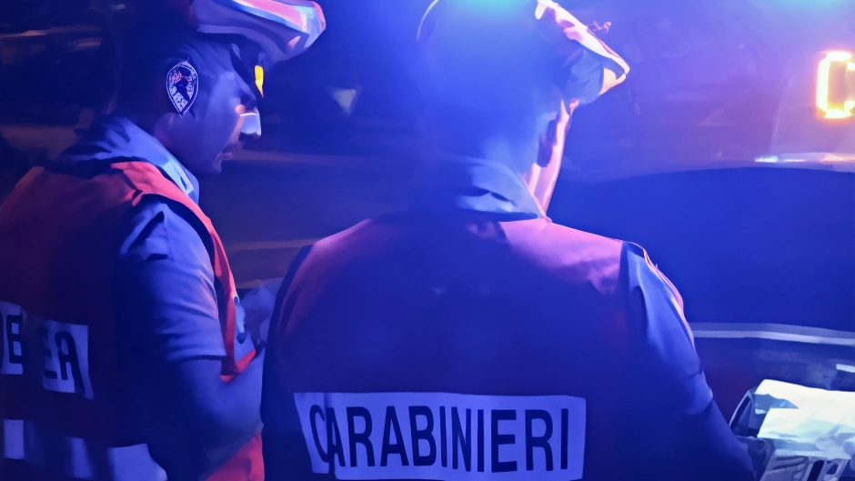 Carabinieri di. Milano Marittima durante un servizio notturno. Per i militari l’ultimo fine settimana è stato particolarmente impegnativo