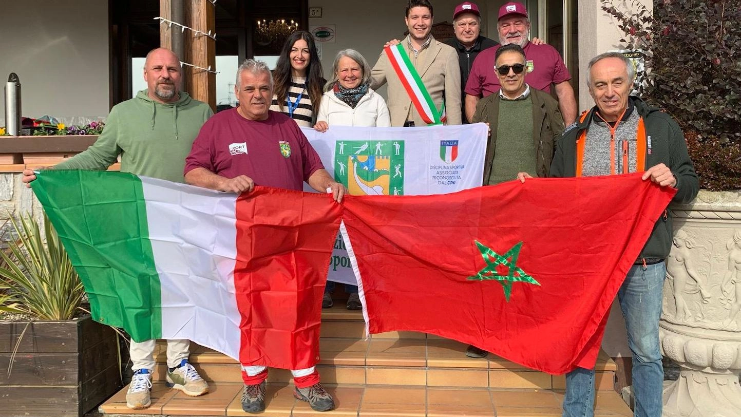 Dall’Appennino al Marocco per insegnare ruzzola e bocce