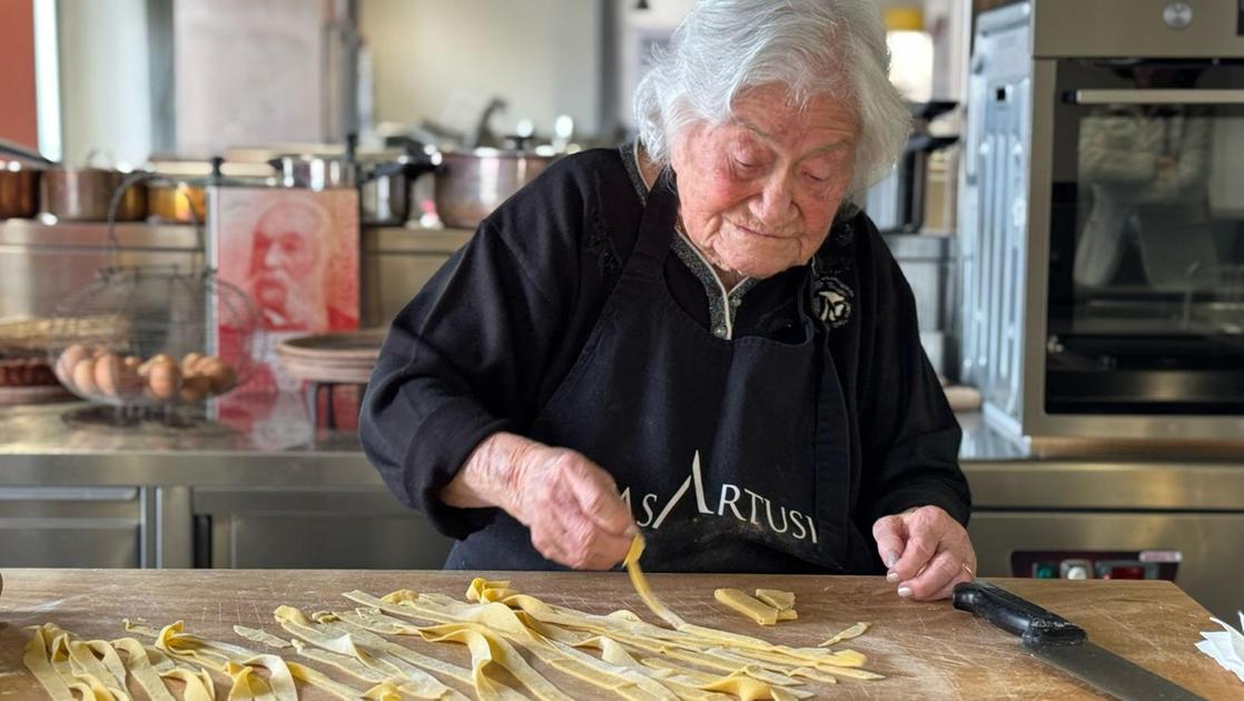 Maria, 102 anni a tutta vita: “Il mio segreto? L’allegria e faccio ancora la sfoglia”