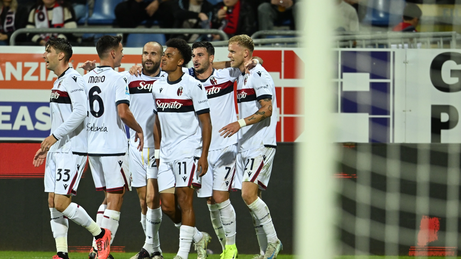 Il Bologna ritrova i tre punti a Cagliari