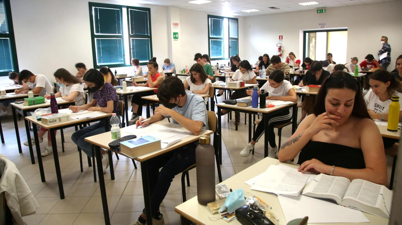 Esame di maturità al liceo classico ‘Monti’ (foto di repertorio)