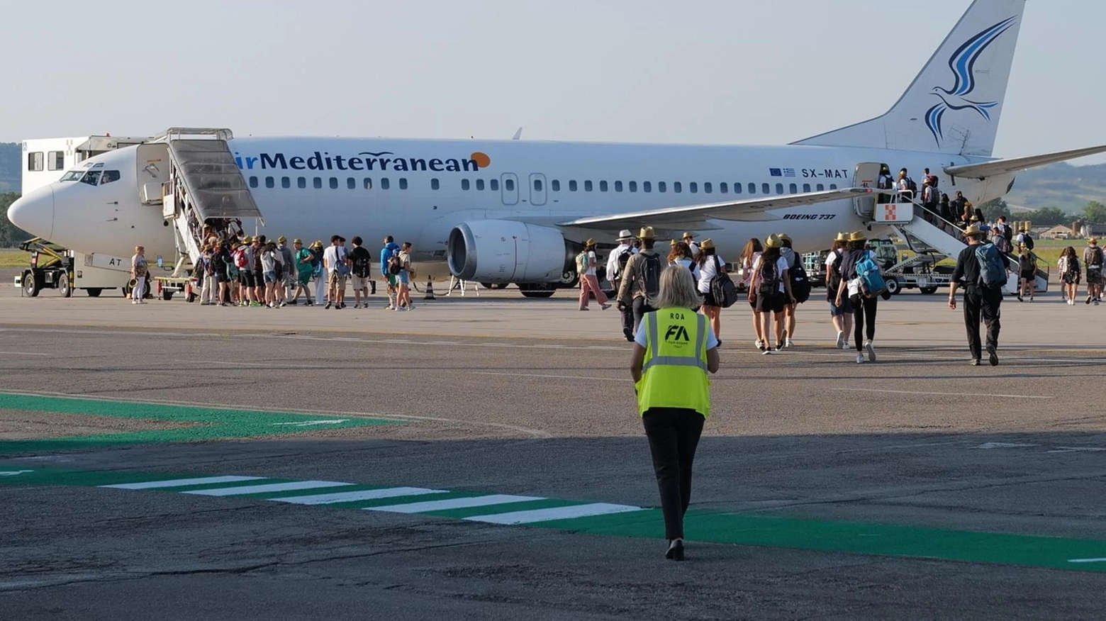 Aeroporto, la precisazione di F.A. dopo nuove proteste di residenti "Nuova rotta per gli atterraggi e decolli verso Cesena, vento permettendo" .
