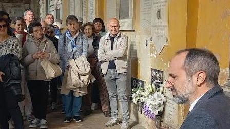 Al cimitero rivivono i grandi personaggi del passato