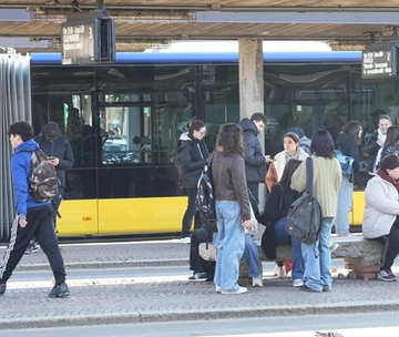 Trasporti, il grido dei sindacati: "I turni? Assegnati sul fotofinish. Nessun rispetto per gli autisti"