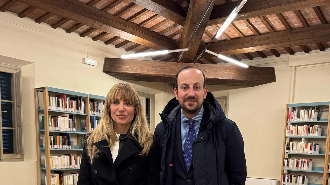 La Biblioteca comunale di Savignano sul Rubicone riapre dopo riqualificazione con investimento di 784mila euro. Inaugurazione oggi alle 16 con eventi culturali e presentazione del progetto di ristrutturazione di Palazzo Vendemini.