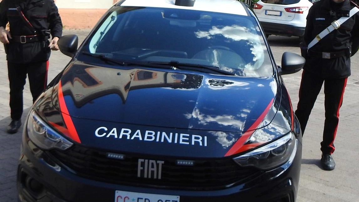 Una pattuglia di carabinieri di Conselice