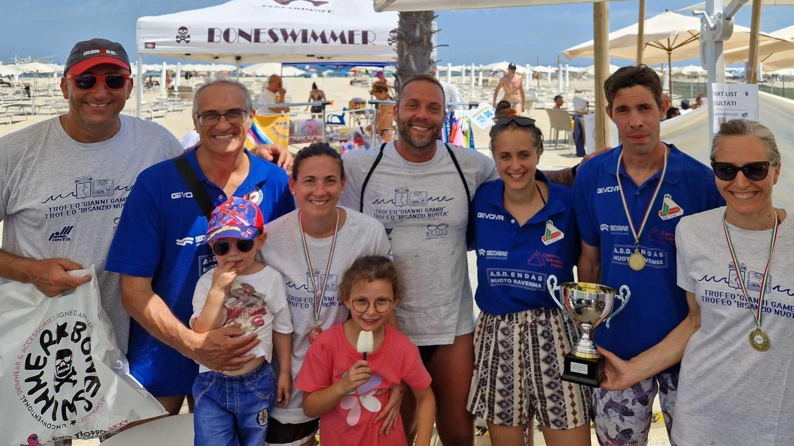 Successo per il Trofeo 'Gianni Gambi' e 'Trofeo Bisanzio Nuota' a Marina di Ravenna con atleti provenienti da diverse regioni. Ottimi risultati per gli atleti dell'Endas Nuoto Ravenna.