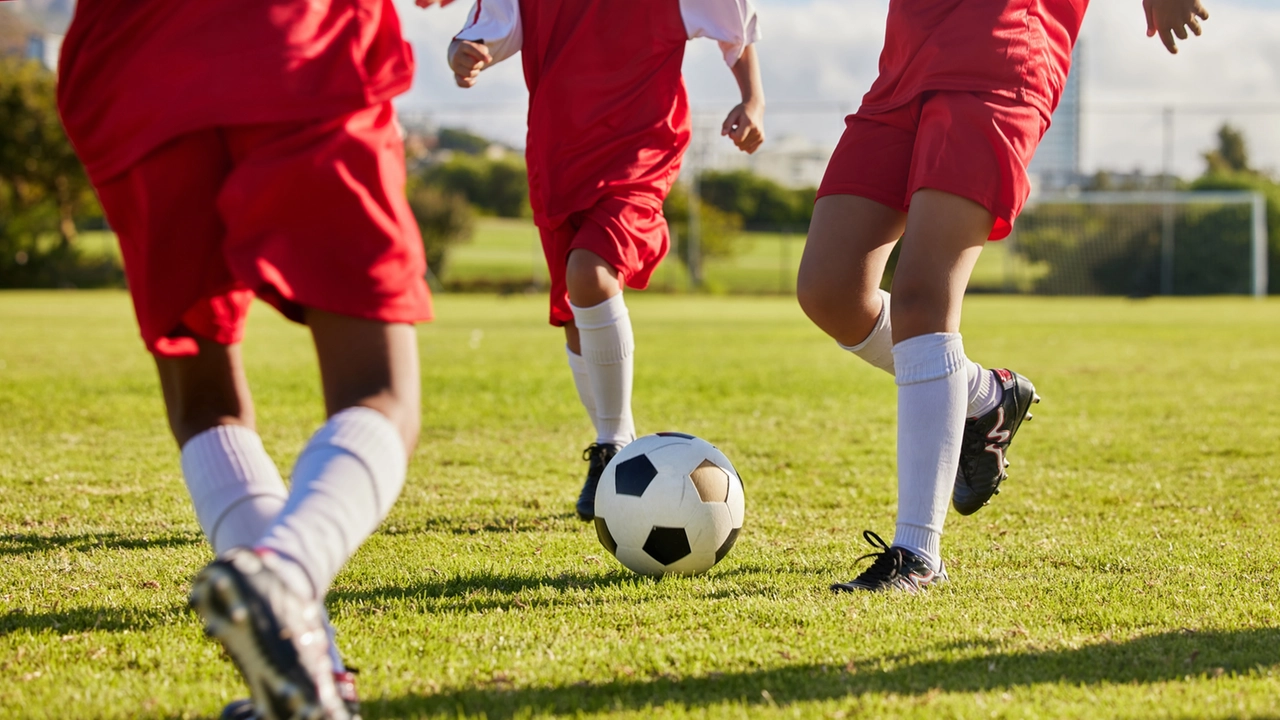 "Insulti razzisti ai nostri giocatori”: la squadra abbandona la partita