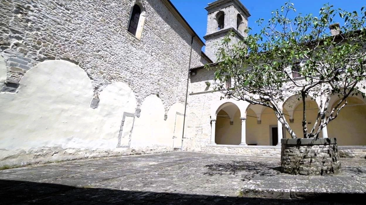 La suggestiva cornice del chiostro del museo di Pianetto. accoglierà una serie di eventi accompagnati da un ricco buffet, cocktail e birre artigianali