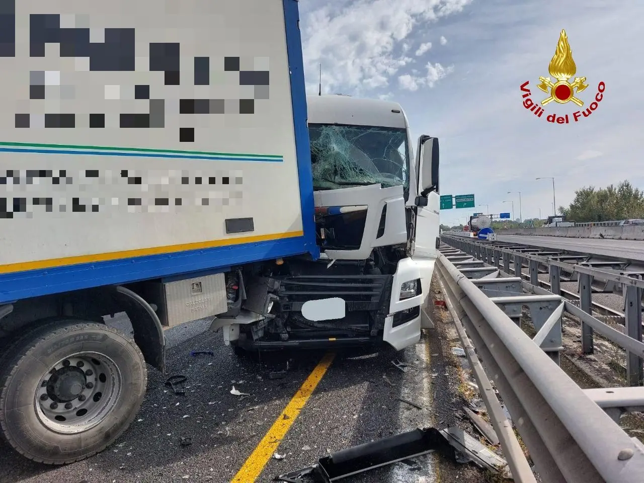 Incidente in A14 a Bologna: tamponamento fra camion