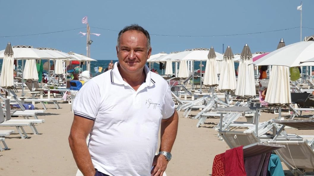 Il presidente dei bagnini di Confartigianato, Mauro Vanni: Serve un piano spiaggia che indichi regole e metta ’paletti’ precisi, su sicurezza,. igiene e così via»