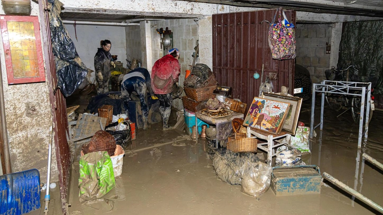 I danni dopo il disastro dell'alluvione del 19 ottobre. Il viceministro Bignami chiede chiarezza sulle responsabilità