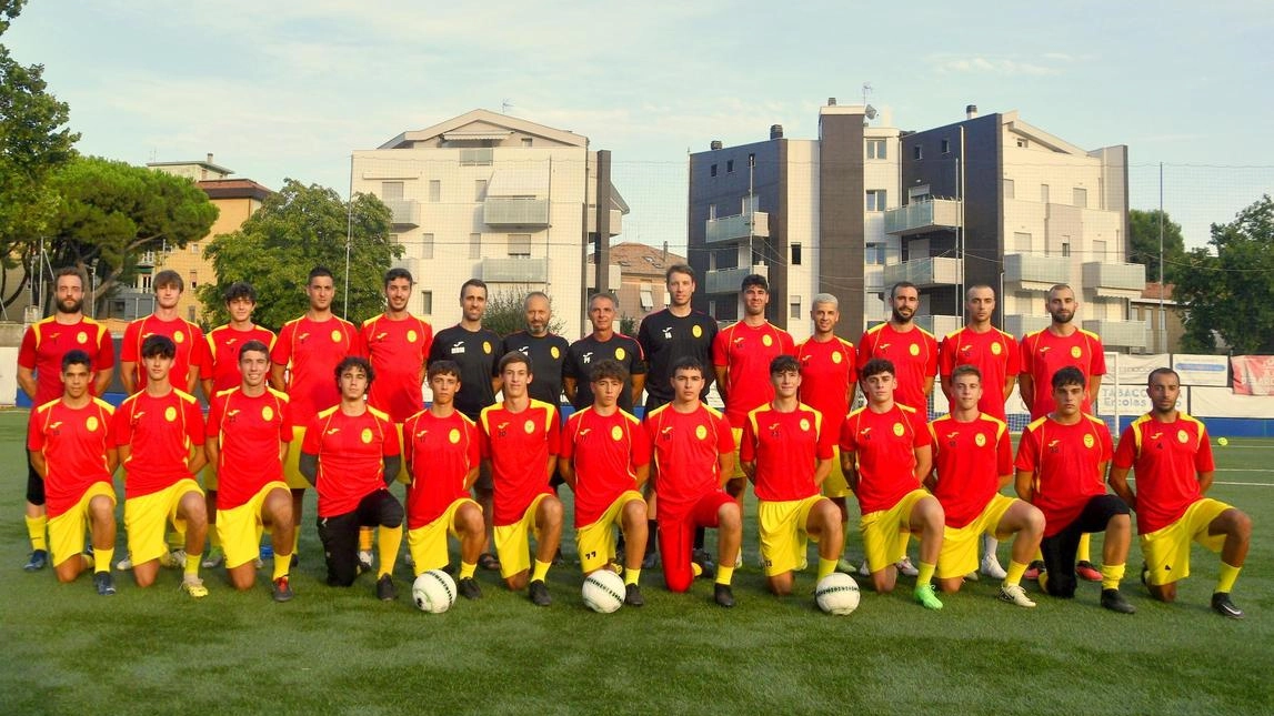 Promozione Pesaro: Fermignanese in testa, Vismara terzo. Vittorie e commenti delle squadre. Polemiche per gol annullato alla Pergolese. Squadra della settimana e arbitro.