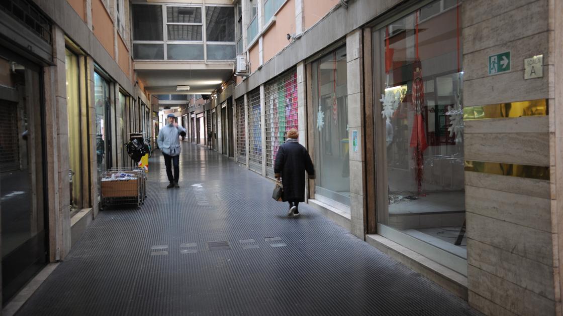 Lotta a degrado e sporcizia in Galleria Mazzini e via Cantoni a Forlì