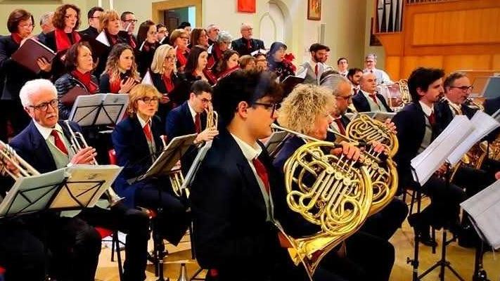 Serata di musica al teatro "Santi"