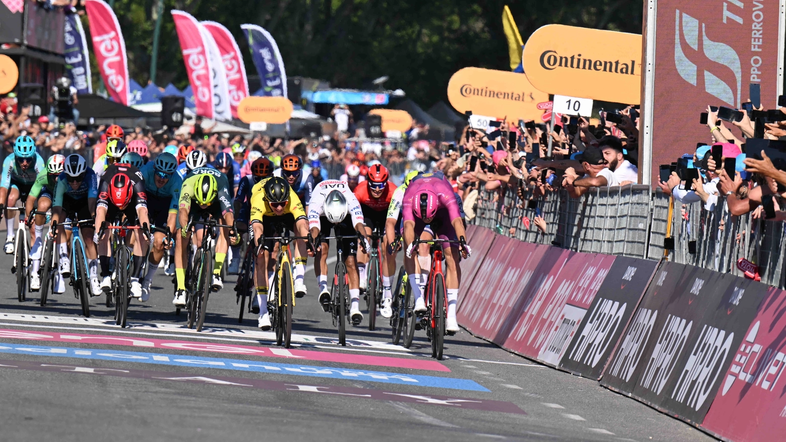 La 13esima tappa del Giro d'Italia 2024 è in programma venerdì 17 maggio con partenza da Riccione