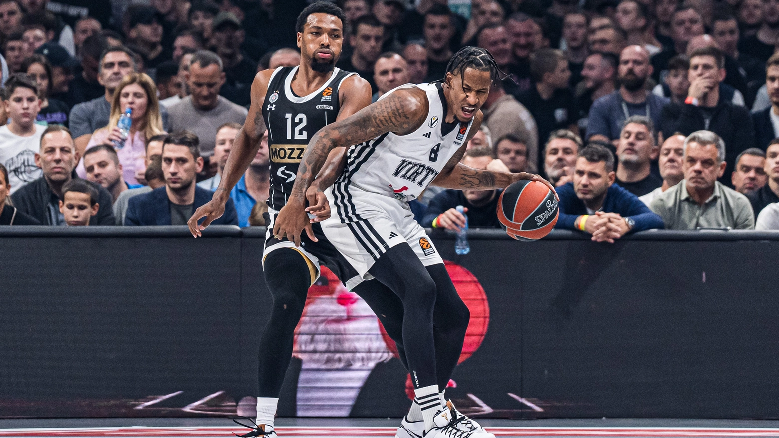 Alla Belgrade Arena la formazione di Banchi si impone 69-70 con pieno merito: sotto per 37’ trova il guizzo nel finale grazie a uno strepitoso Will Clyburn, autore di 27 punti e del canestro della vittoria