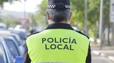 Ha denunciato alla polizia spagnola