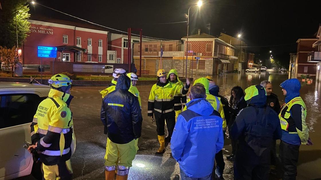 Castelfranco sott’acqua. Le strade diventano fiumi. Disagi per 1700 residenti