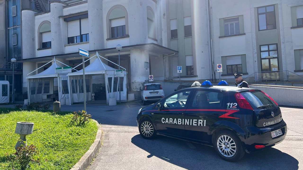 I carabinieri si sono presentati l’altro ieri all’ospedale Mazzolani Vandini