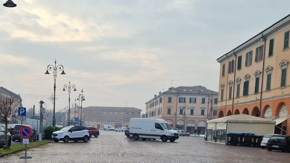 Copparo: al via il rifacimento e lo spostamento dell’aiuola, lato palazzo di Levante