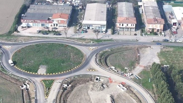 Una veduta dall’alto della nuova tangenziale di San Cesario, che sarà inaugurata sabato prossimo