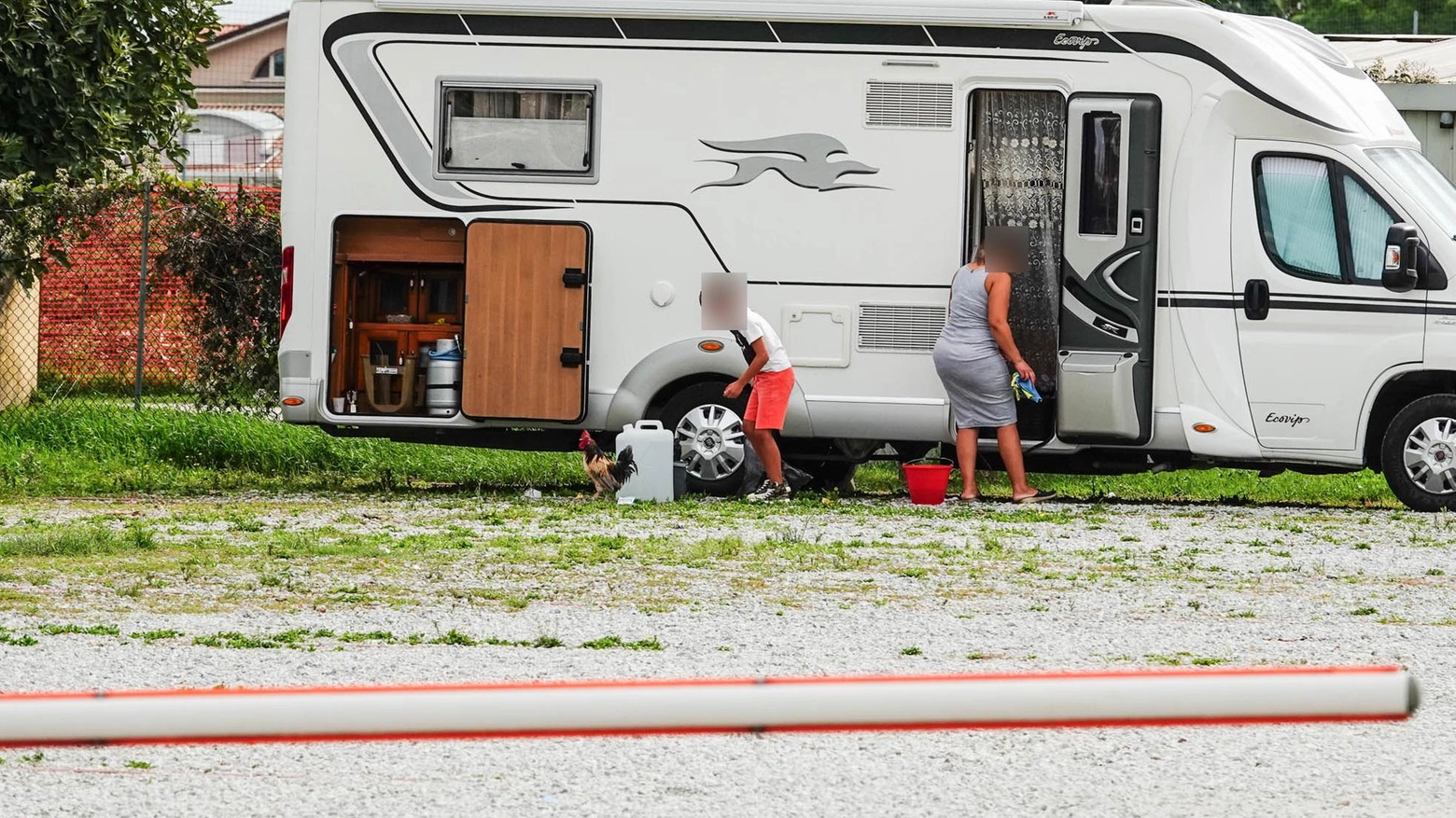 "L’area camper diventata un campo nomadi"